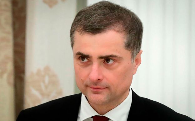 Театр марионеток: с кем делятся глава Калмыкии Хасиков и мэр Элисты Трапезников?