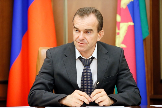 "Упаковал" Коробку: Кондратьев позаботится о семейном бизнесе своего заместителя? "Упаковал" Коробку: Кондратьев позаботится о семейном бизнесе своего заместителя?