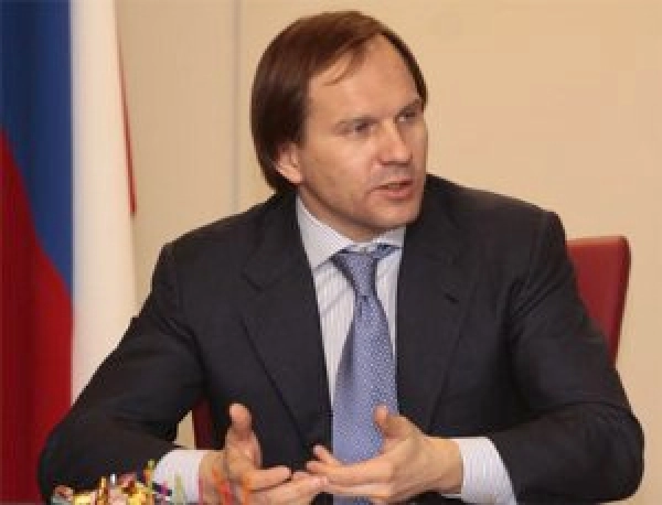 Министр под мостом
