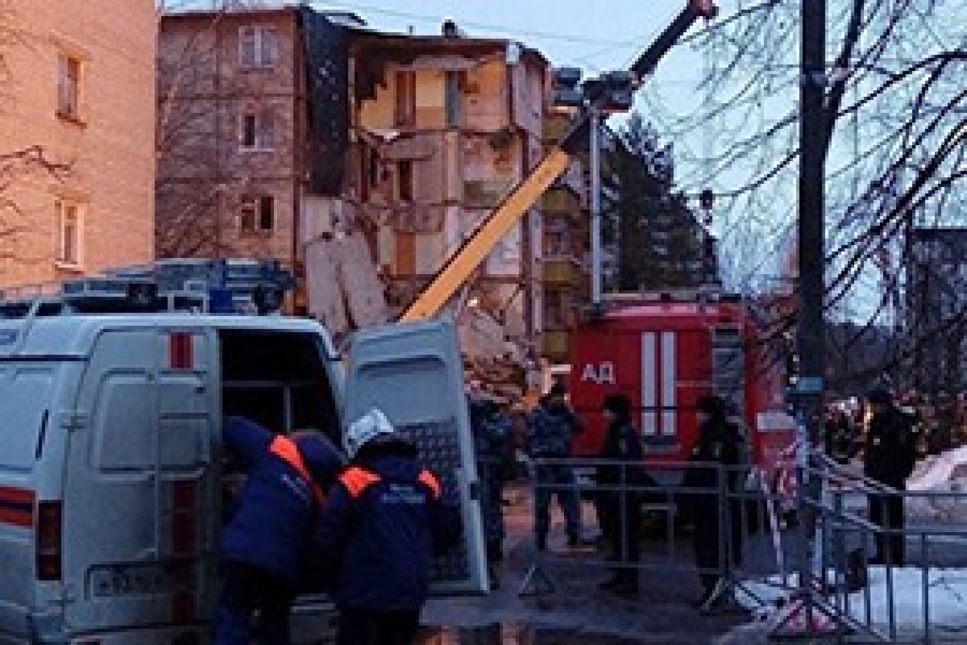 В Ярославле обрушился подъезд жилого дома