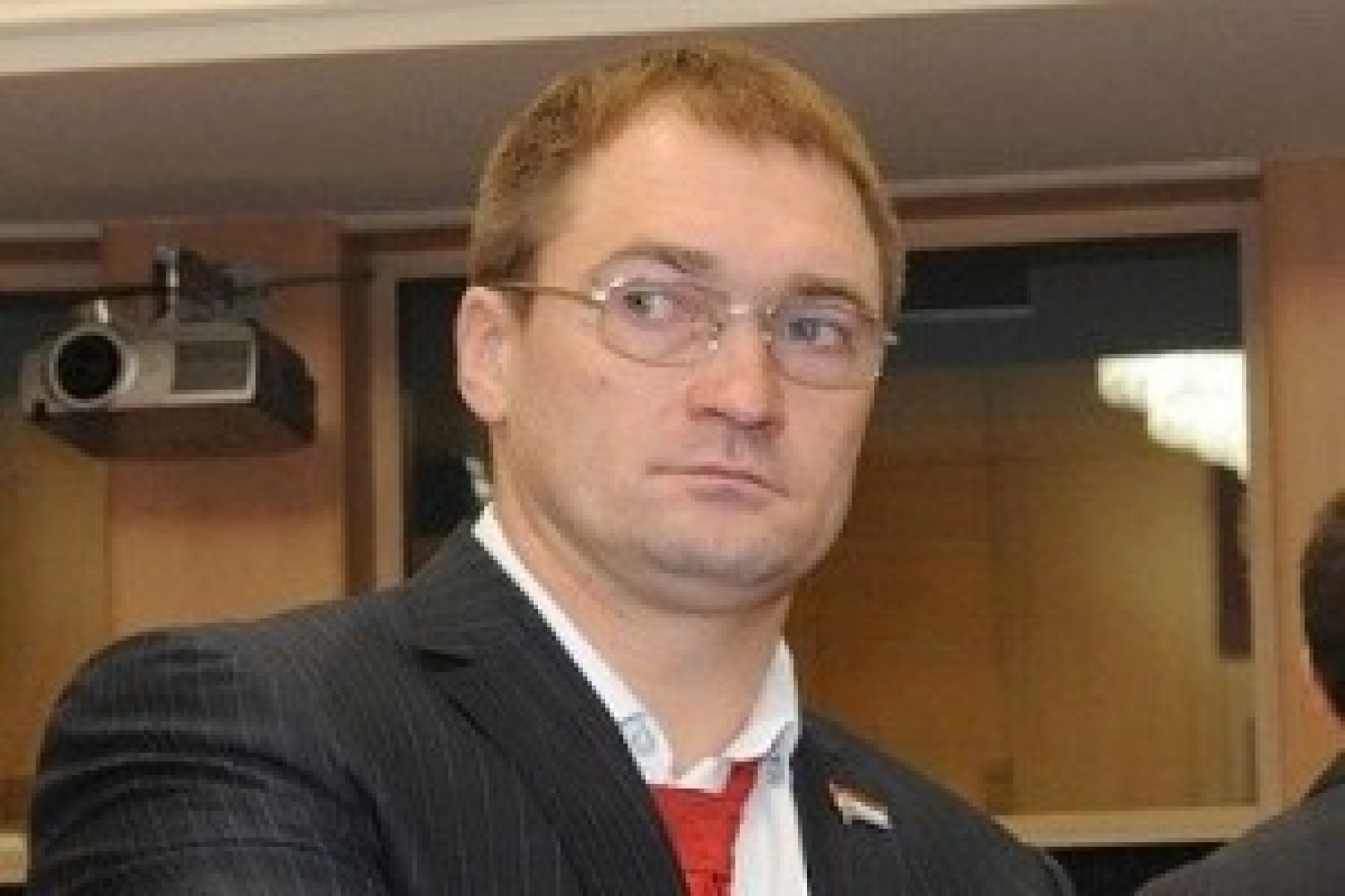 Алко-депутат Милеев?