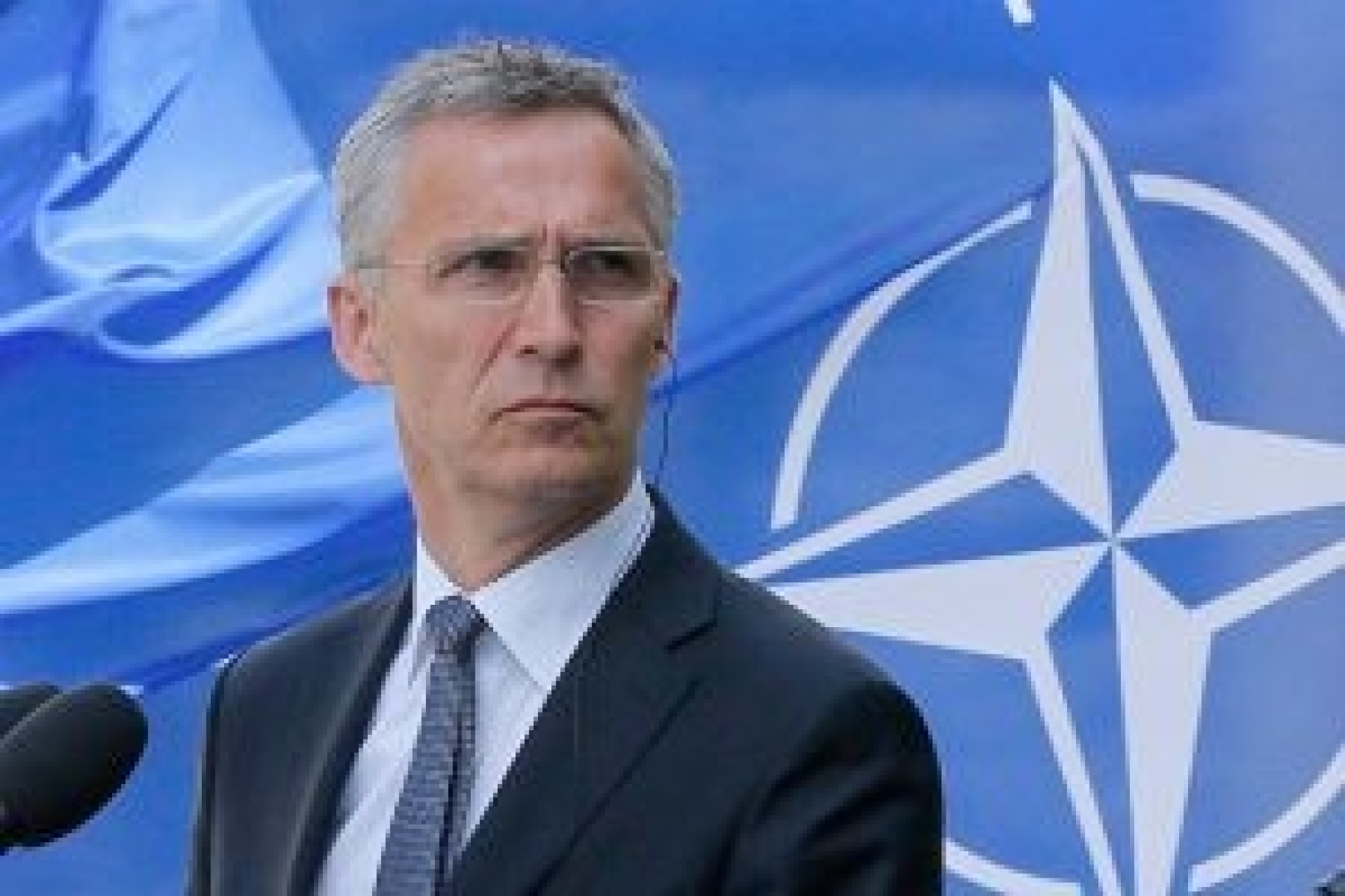 Столтенберг уверен в необходимости диалога с Россией