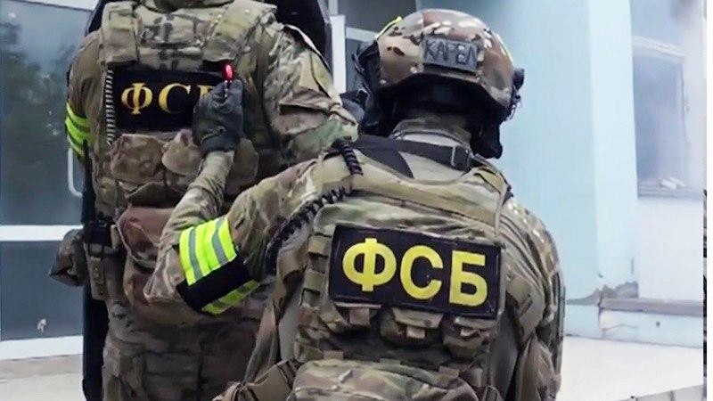 ФСБ рассекретила подпольных оружейников в 9 регионах