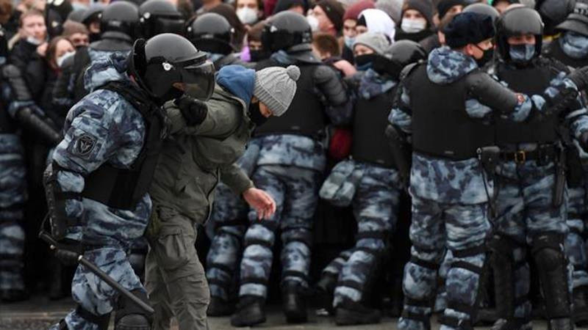 "Навальное" обострение, или провокаторы под "Дождем"