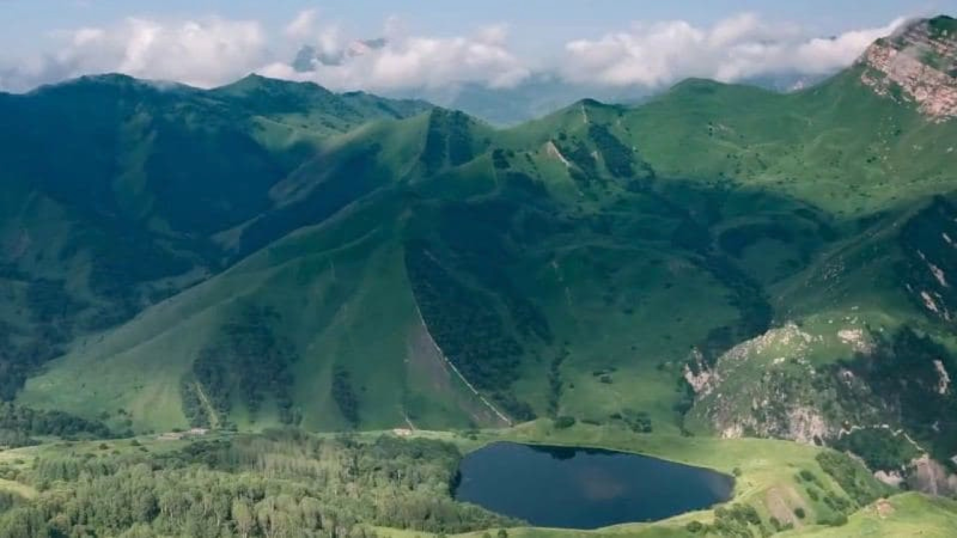 В Чечне в горах исчезли 14 человек