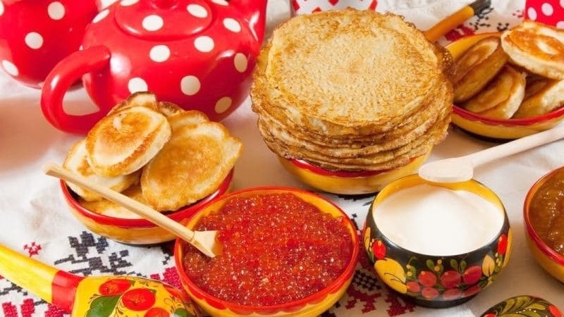 Роспотребнадзор дал совет по выбору продуктов к Масленице