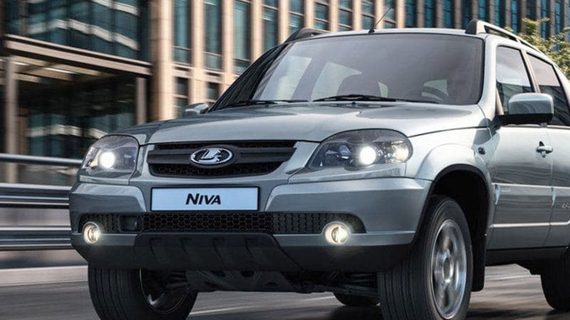 Lada Niva стала самой продаваемой в России