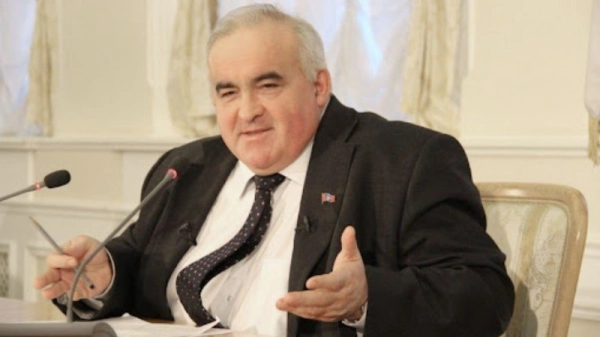 У Ситникова все в "ажуриных"