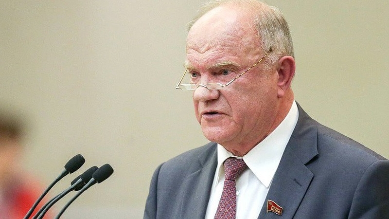"Красного" Зюганова позвали в "красную зону"