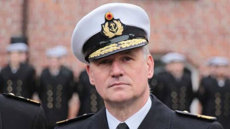 Кто шагает не в ногу: вменяемые политики ЕС выступают за конструктив с Россией