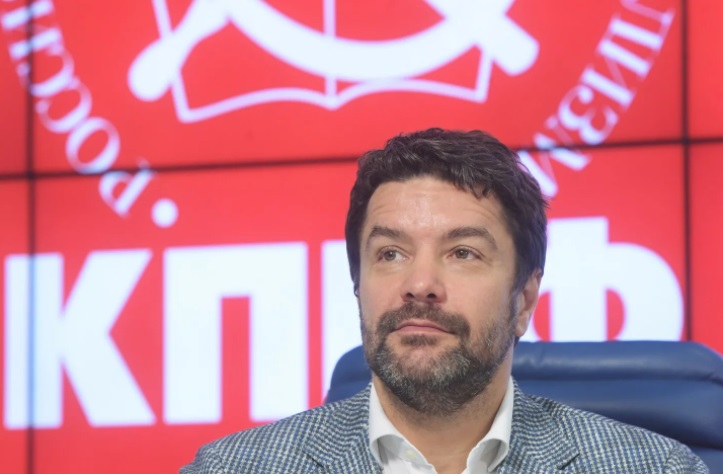 "Поматросили и бросили": лидеры КПРФ по звонку от главы Башкирии отреклись от защиты медиков "Поматросили и бросили": лидеры КПРФ по звонку от главы Башкирии отреклись от защиты медиков