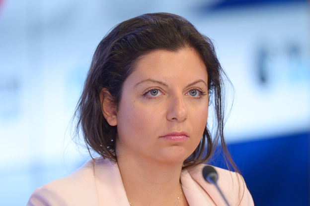 Роковая женщина: знакомая Симоньян испортила карьеру Эрнсту? Роковая женщина: знакомая Симоньян испортила карьеру Эрнсту?