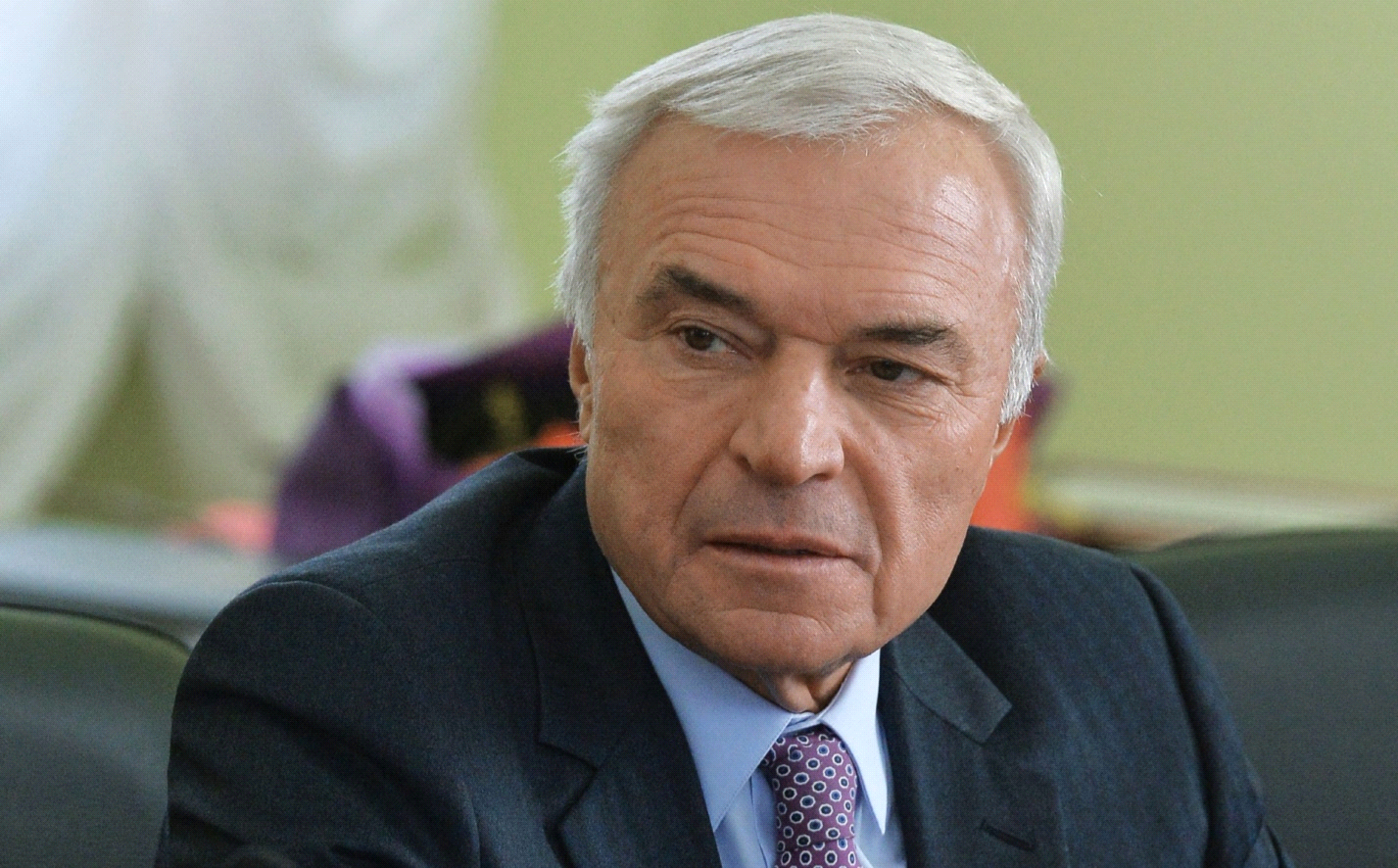 Абрамович на Рашникова: "битва" за ММК начинается? Абрамович на Рашникова: "битва" за ММК начинается?