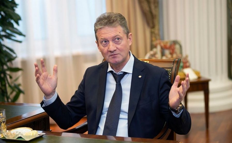 Золотая лихорадка: УГМК "откусит" Petropavlovsk, но Струков всё равно в плюсе? Золотая лихорадка: УГМК "откусит" Petropavlovsk, но Струков всё равно в плюсе?