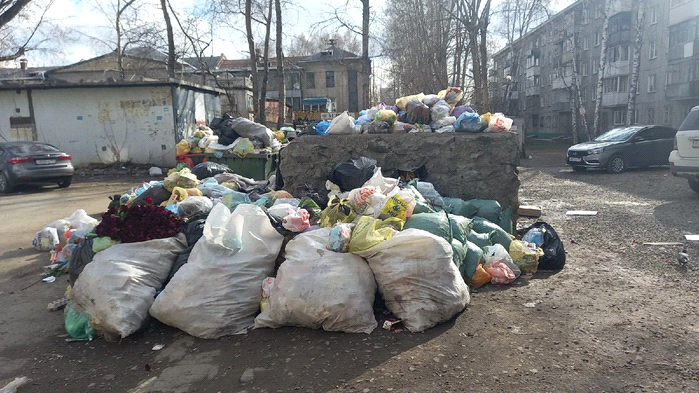 "Отходная" по "ВИСу" группа обеспечила Новосибирску мусорный коллапс? "Отходная" по "ВИСу" группа обеспечила Новосибирску мусорный коллапс?