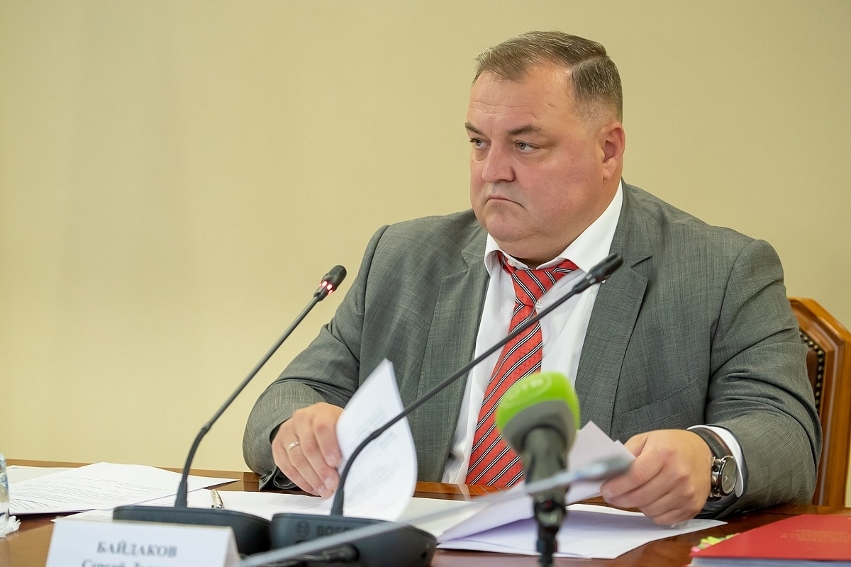 Лошадь знает: куда ушли 40 млн рублей, предназначенных для казачества, Виталий Лимаренко знает, но молчит Лошадь знает: куда ушли 40 млн рублей, предназначенных для казачества, Виталий Лимаренко знает, но молчит