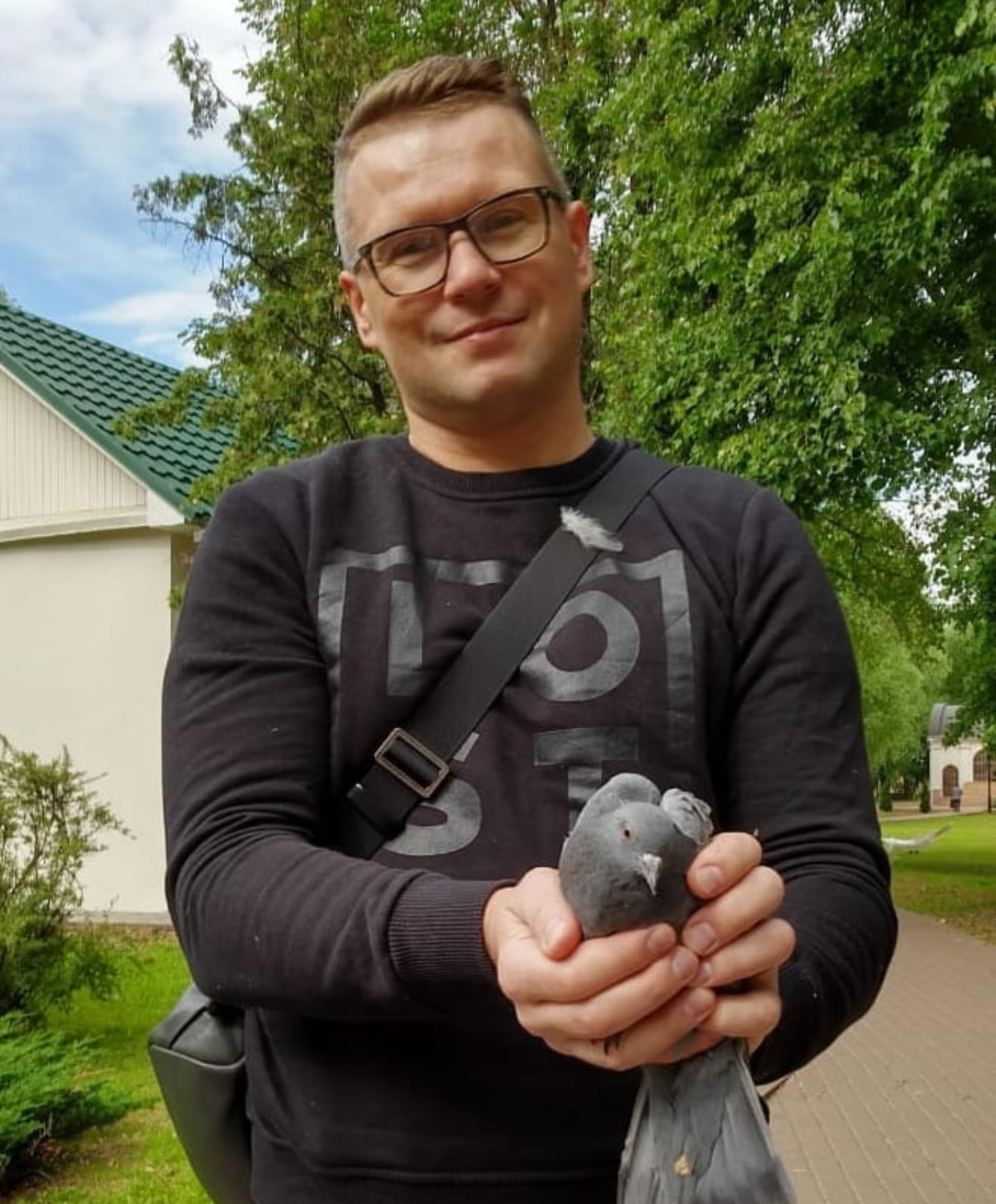 "Овощи" следователя Парахина: почему из сотрудника "Красной Звезды" хотят сделать "психа" "Овощи" следователя Парахина: почему из сотрудника "Красной Звезды" хотят сделать "психа"