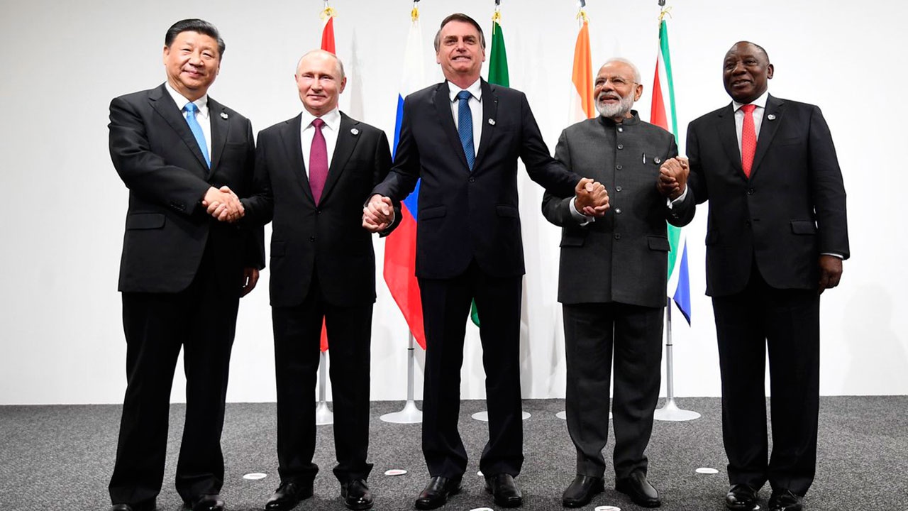 Who is the "world community" here Who is the "world community" here