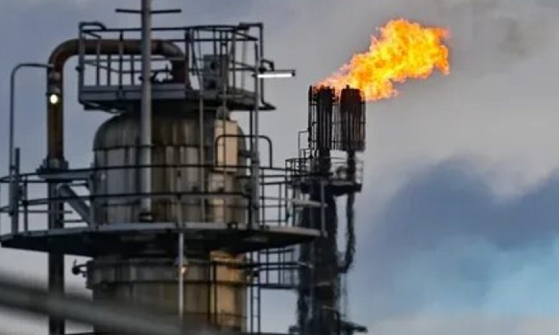 Цены на газ в Европе превысили $3000 за тысячу кубометров