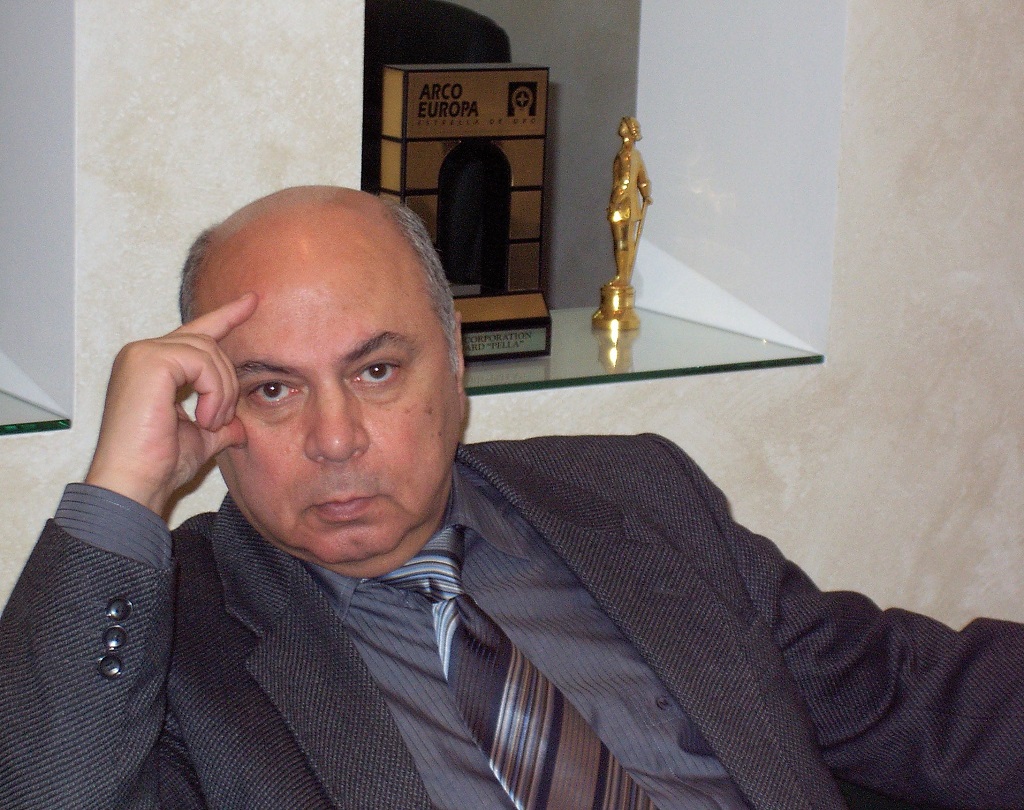 Перевернувшаяся "посудина" Виталия Орлова Перевернувшаяся "посудина" Виталия Орлова