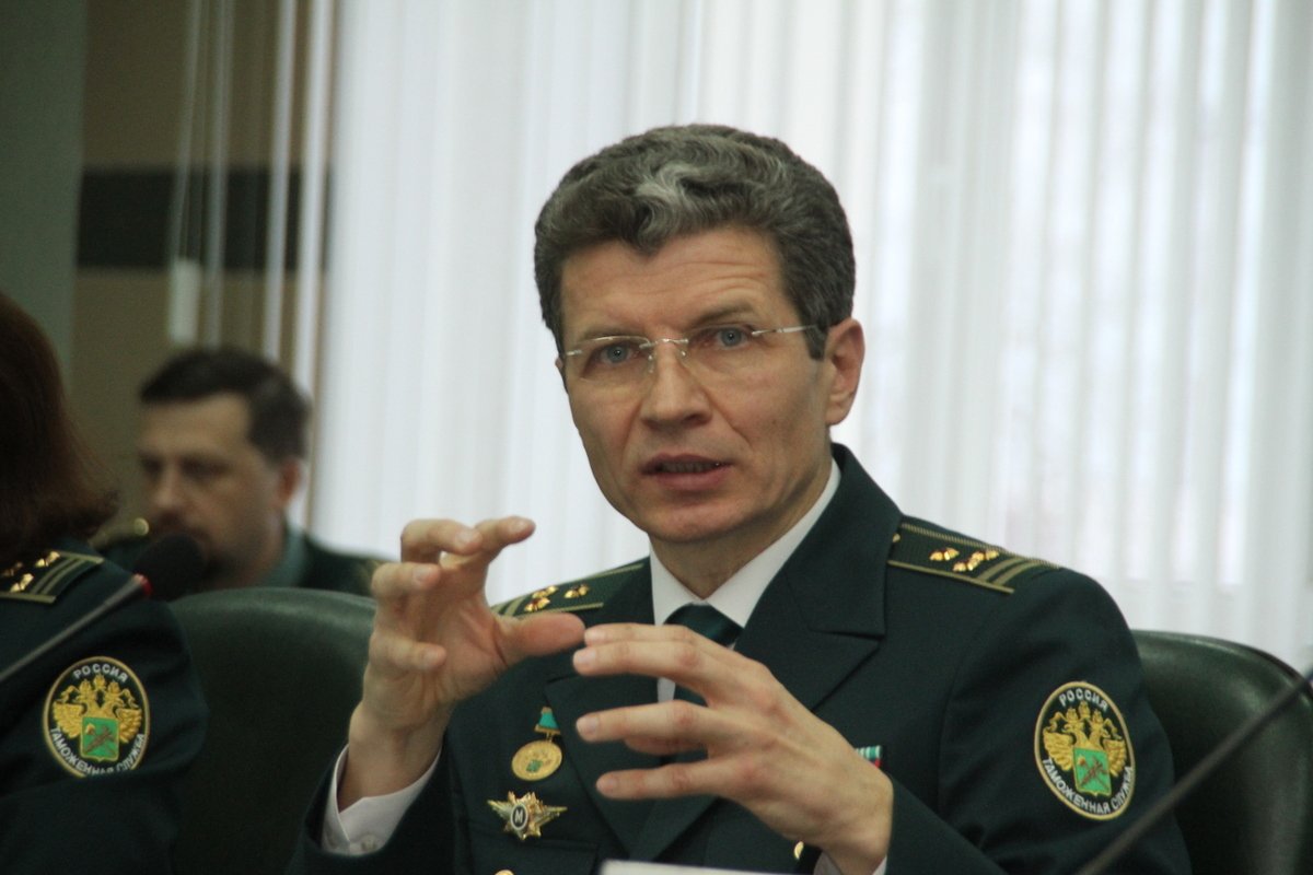 Таможня берет чужое добро, или небольшой кошмар от большого руководителя Таможня берет чужое добро, или небольшой кошмар от большого руководителя