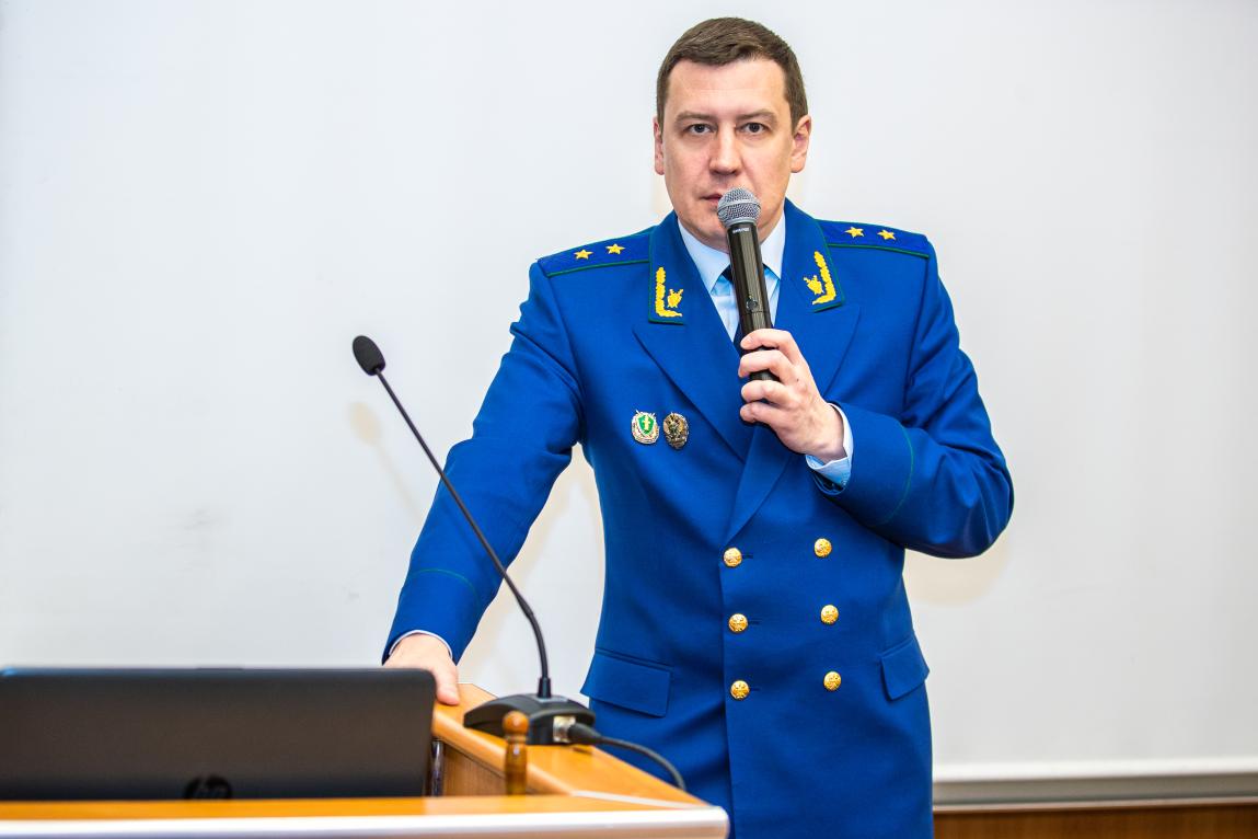 Кому Алешин Кому Алешин