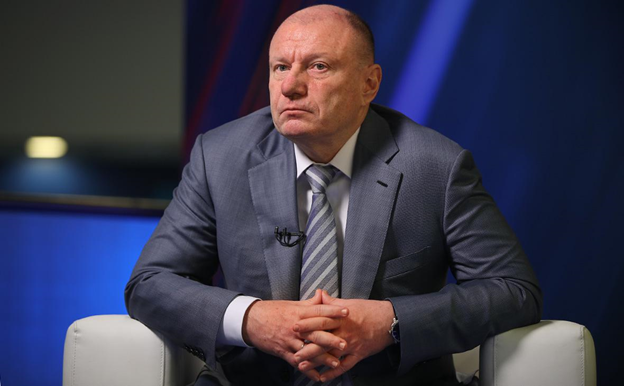 И снова об Олеге Владимировиче и Владимире Олеговиче И снова об Олеге Владимировиче и Владимире Олеговиче