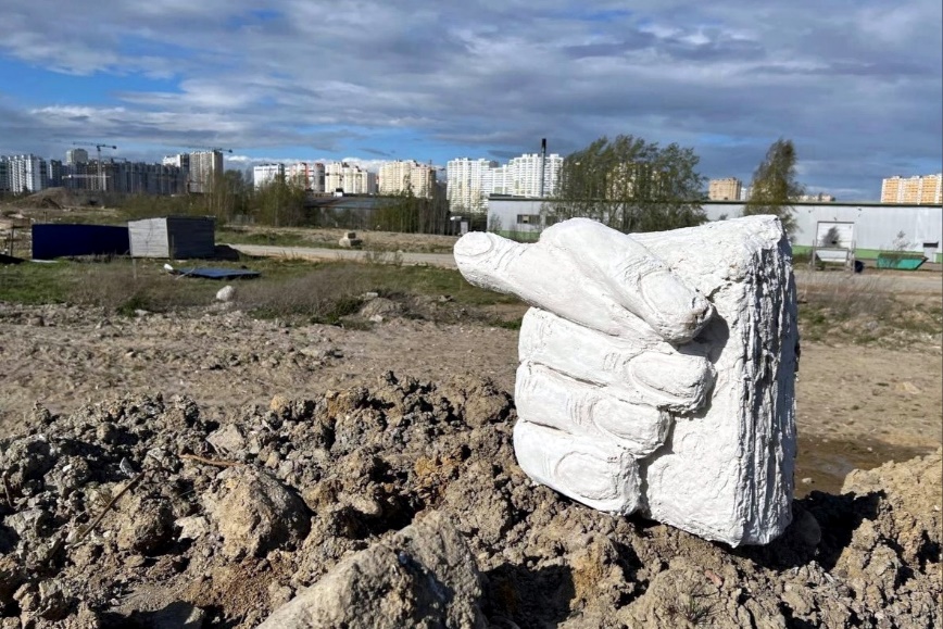 "Кукиш-парк " от губернатора Беглова "Кукиш-парк " от губернатора Беглова