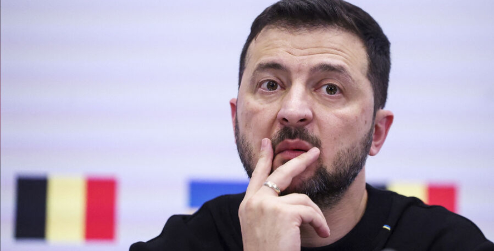 Политик Филиппо заявил, что США решили обвинить во всех неудачах Зеленского