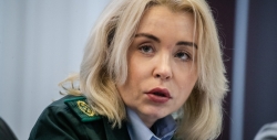 Света в Каннах: Радионова и семейный бизнес во Франции