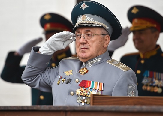 Новые отставки в Минобороны РФ: финансист Шойгу, женщина Сердюкова, особист-контрразведчик и дедушка-пенсионер Новые отставки в Минобороны РФ: финансист Шойгу, женщина Сердюкова, особист-контрразведчик и дедушка-пенсионер