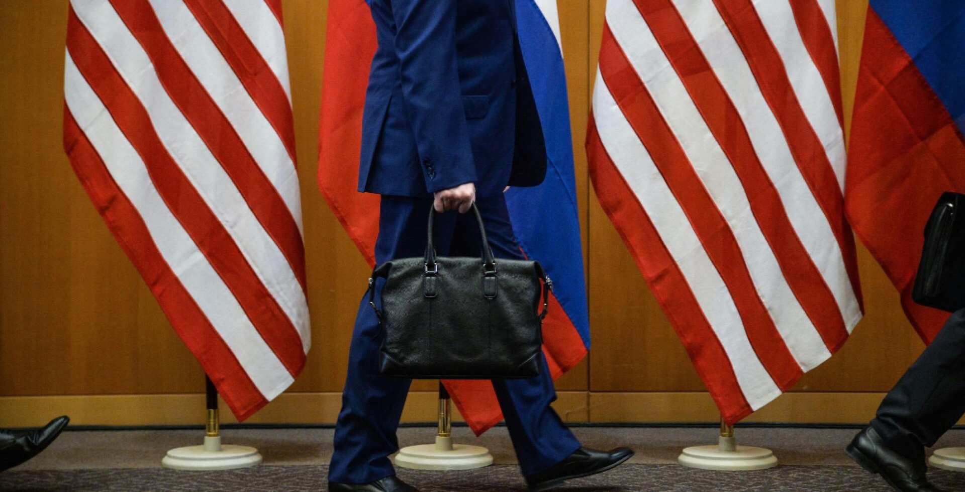 В Стамбуле начались переговоры делегаций РФ и США