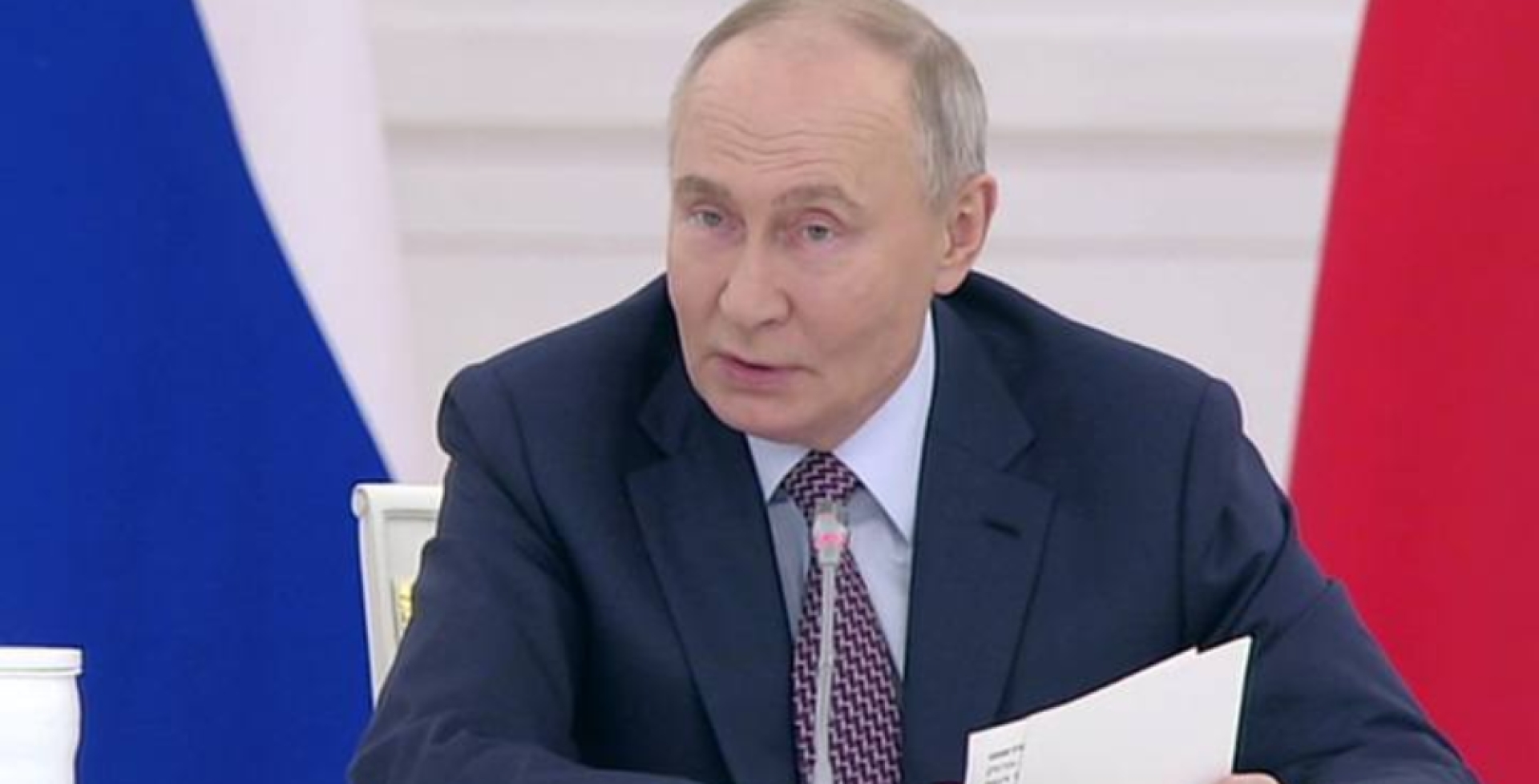 Владимир Путин проводит совещание по развитию ВМФ