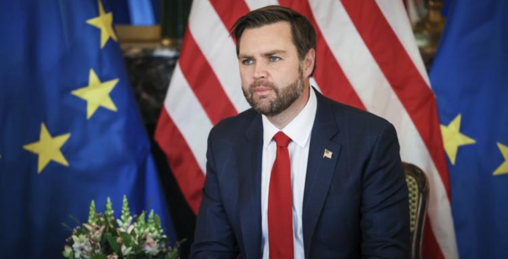 Вэнс заявил, что продолжение конфликта на Украине не принесет победы Киеву