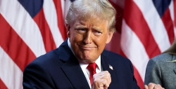 Трамп сообщил о продуктивных беседах по Украине и не исключил встречи с Путиным
