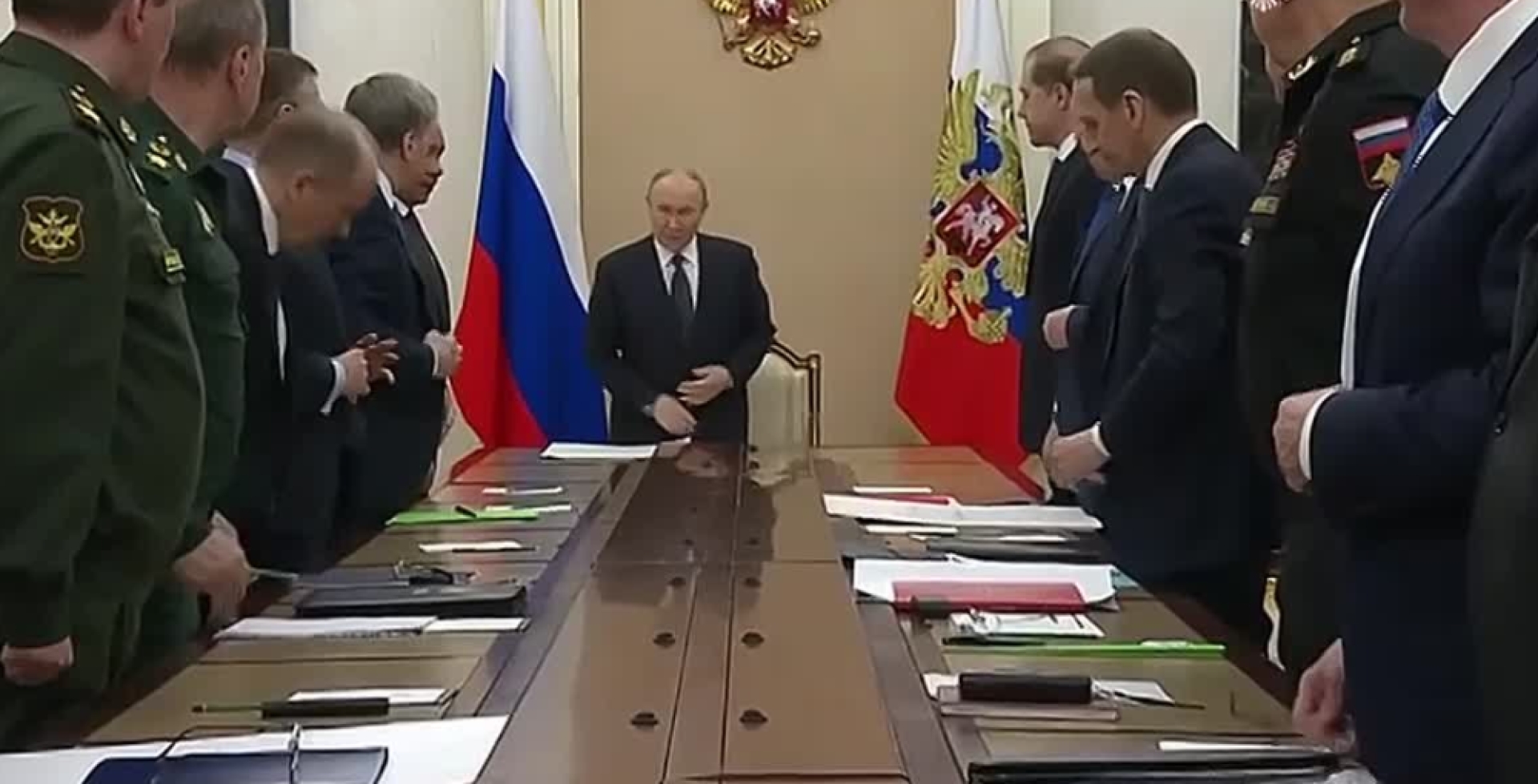 Владимир Путин провел совещание по подготовке предстоящих переговоров с Киевом