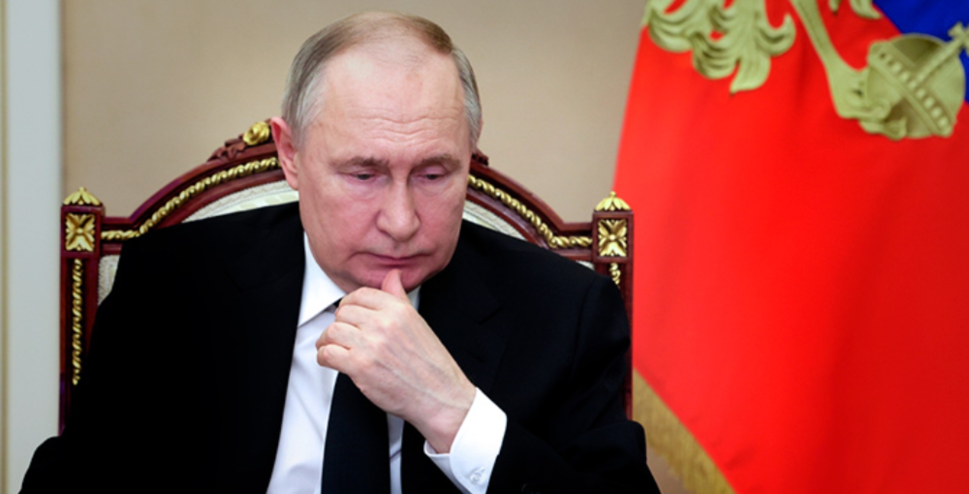 Путин: западные элиты подменяют истинные ценности внешней оболочкой