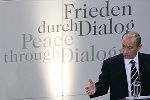 В Бухаресте Путина ждет аншлаг