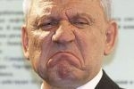 Уйти, чтобы остаться "по сценарию"