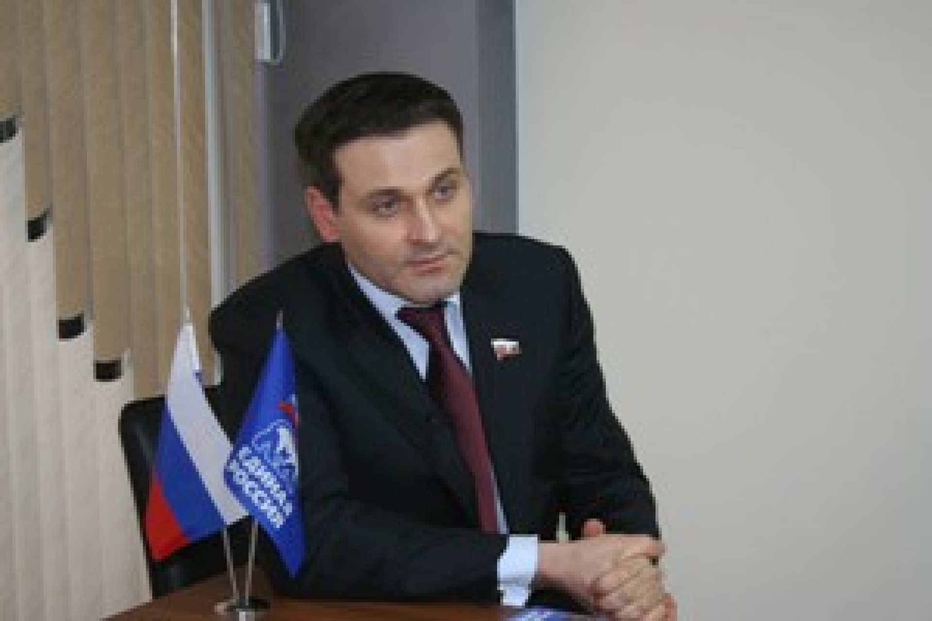 Сенатор Цыбко стал "прикосновенным"