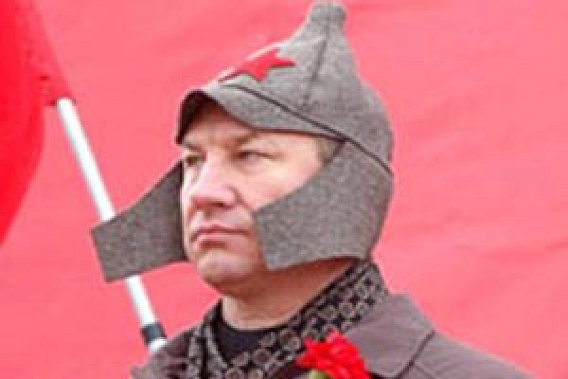 За что Рашкин сдал Азарова?